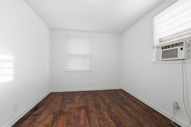 750 McPherson Dr, Nashville, TN 37221