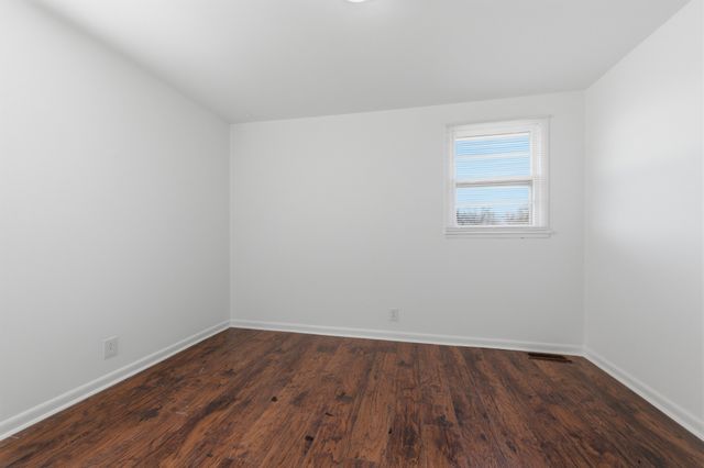 750 McPherson Dr, Nashville, TN 37221