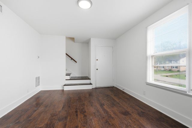 750 McPherson Dr, Nashville, TN 37221