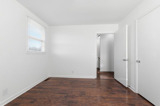 750 McPherson Dr, Nashville, TN 37221