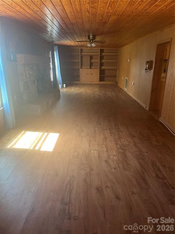 1021 Ebenezer Road, Kannapolis, NC 28083