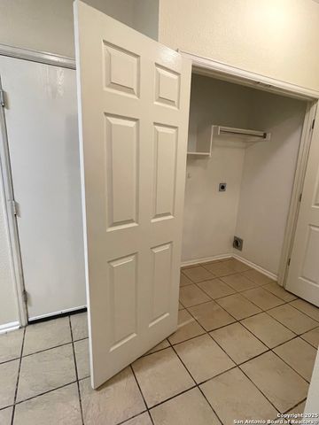 13523 BRISTOW DAWN, San Antonio, TX 78217