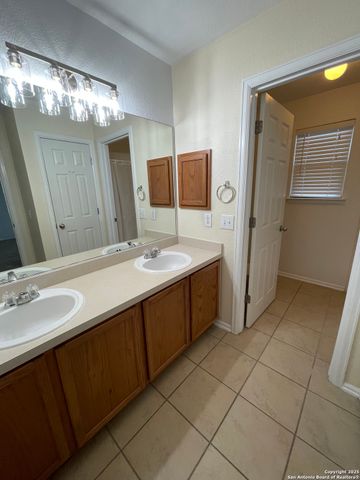 13523 BRISTOW DAWN, San Antonio, TX 78217