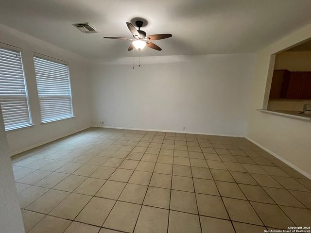 13523 BRISTOW DAWN, San Antonio, TX 78217