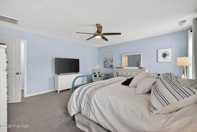 555 Musket Bay Drive, Wilmington, NC 28412