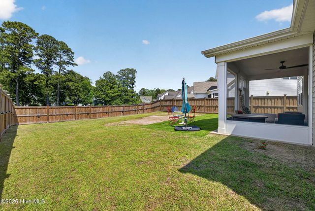 555 Musket Bay Drive, Wilmington, NC 28412