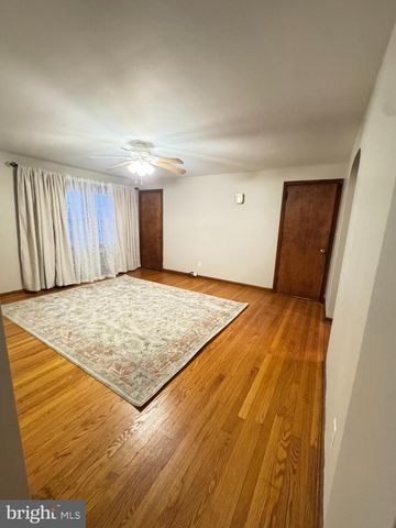 3 JEROME PL #2, North Brunswick, NJ 08902