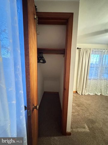 3 JEROME PL #2, North Brunswick, NJ 08902