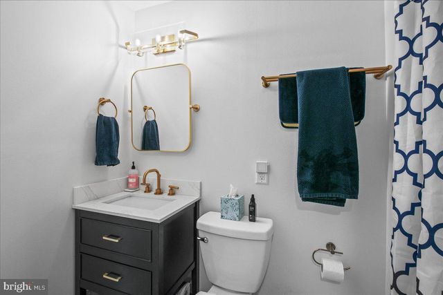 5829 PARAKEET DR, Burke, VA 22015