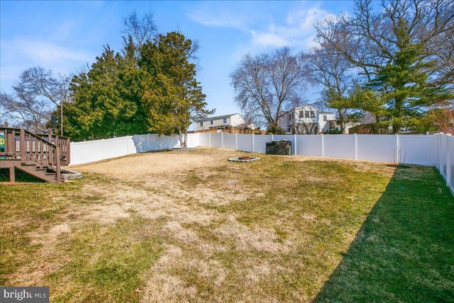 5829 PARAKEET DR, Burke, VA 22015