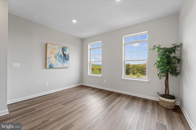 705 SAWBACK SQ NE, Leesburg, VA 20176