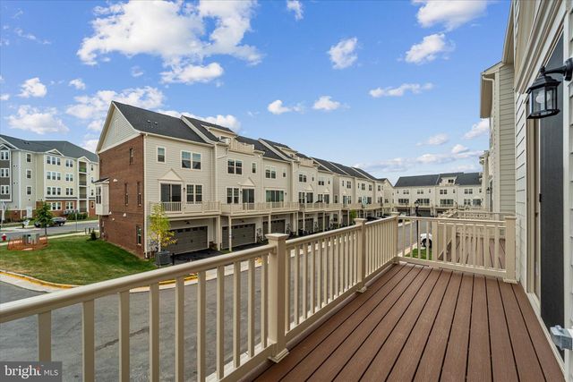 705 SAWBACK SQ NE, Leesburg, VA 20176