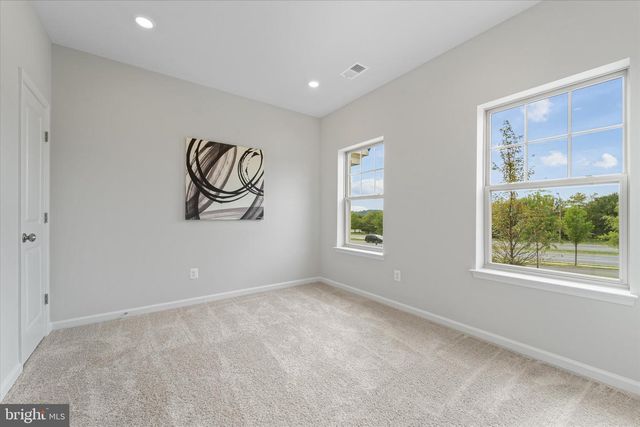 705 SAWBACK SQ NE, Leesburg, VA 20176