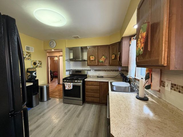 5478 N 103rd STREET, Milwaukee, WI 53225