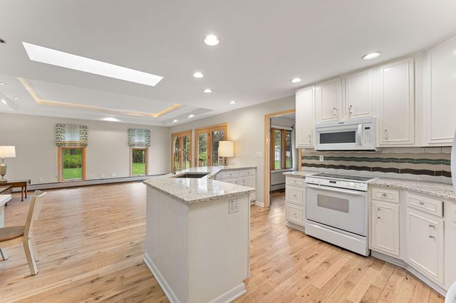 136 Country Club Drive, La Porte, IN 46350