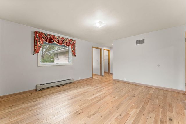 136 Country Club Drive, La Porte, IN 46350