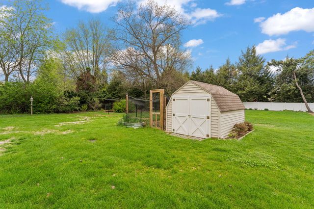 136 Country Club Drive, La Porte, IN 46350