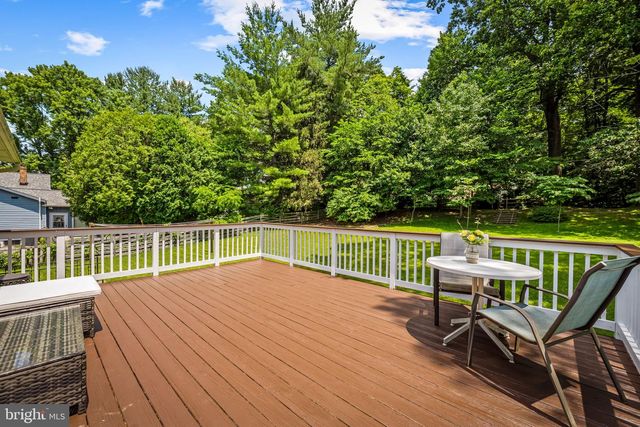 6415 HICKORY LN, Sykesville, MD 21784