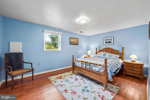 6415 HICKORY LN, Sykesville, MD 21784