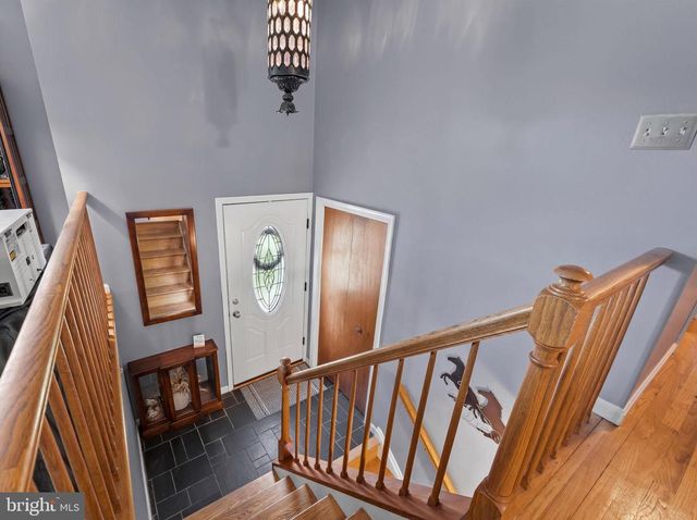 6415 HICKORY LN, Sykesville, MD 21784