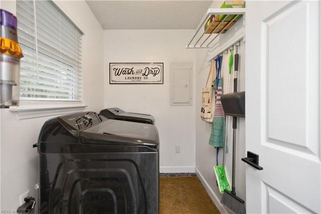 2220 Wind Branch CIR, Virginia Beach, VA 23456