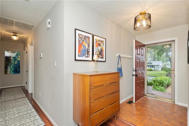 2220 Wind Branch CIR, Virginia Beach, VA 23456