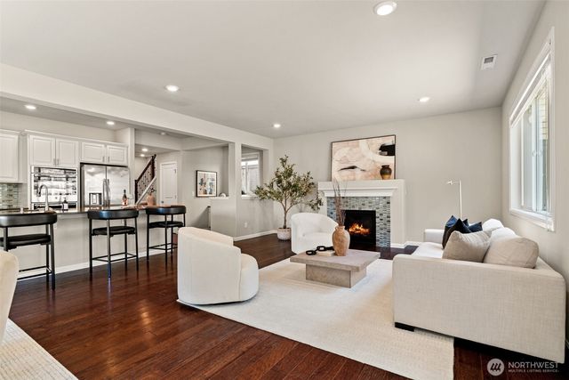 21221 41st Avenue SE, Bothell, WA 98021