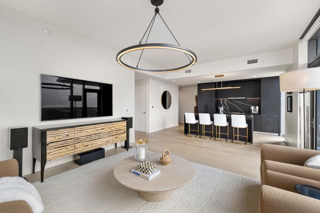 44 East Ave 1801, Austin, TX 78701