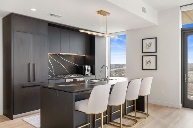 44 East Ave 1801, Austin, TX 78701