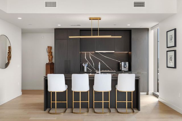 44 East Ave 1801, Austin, TX 78701