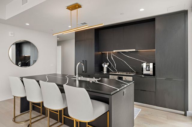 44 East Ave 1801, Austin, TX 78701