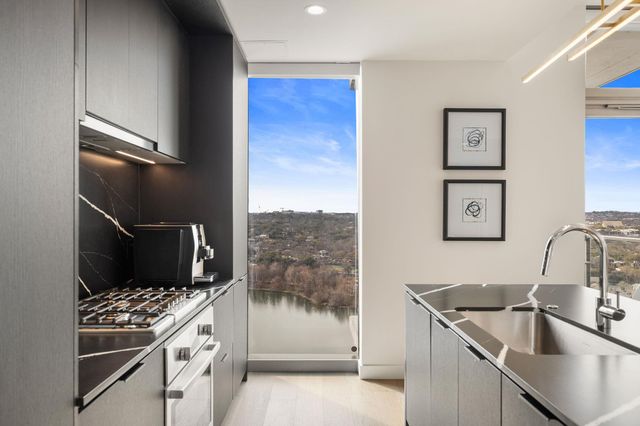 44 East Ave 1801, Austin, TX 78701