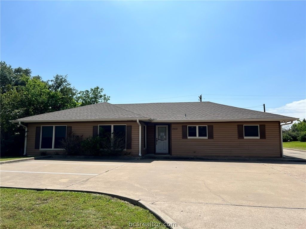 2600 East Villa Maria Road, Bryan, TX 77802 — exterior