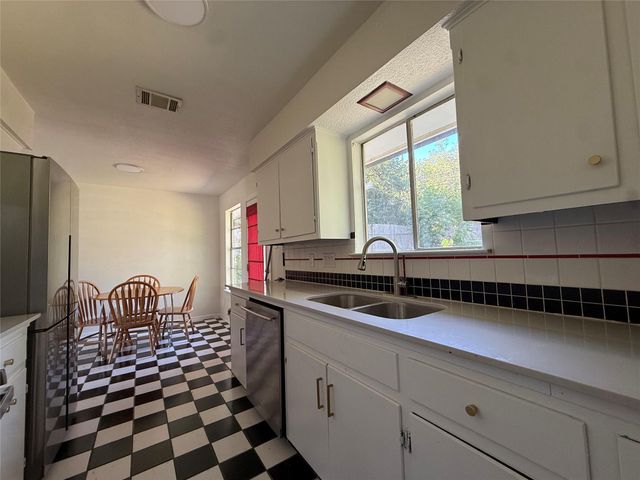 3401 Thomas Kincheon ST, Austin, TX 78745