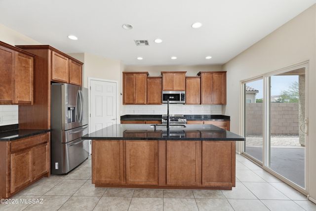 8978 W Cloudwood Drive, Marana, AZ 85653