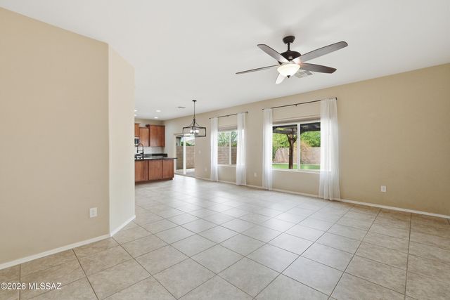 8978 W Cloudwood Drive, Marana, AZ 85653