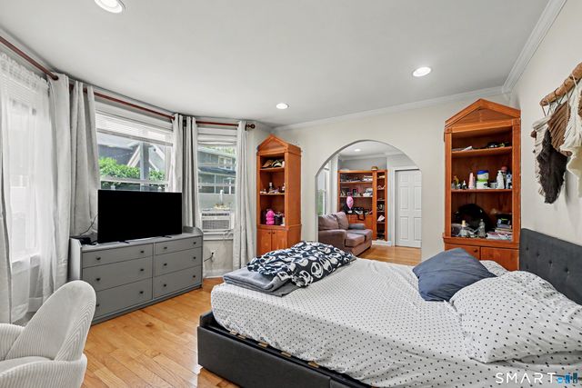 44 Toms Road, Stamford, CT 06902