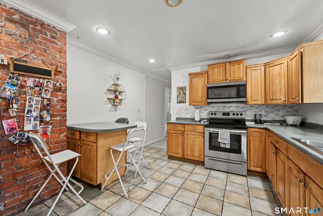 44 Toms Road, Stamford, CT 06902
