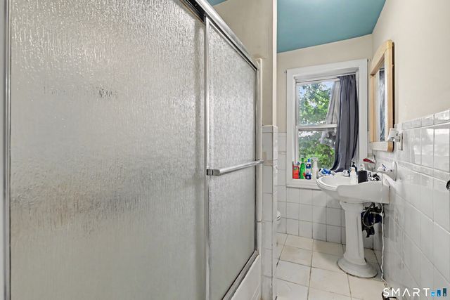 44 Toms Road, Stamford, CT 06902