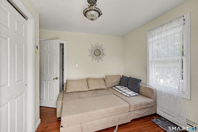 44 Toms Road, Stamford, CT 06902
