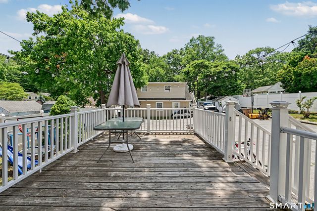 44 Toms Road, Stamford, CT 06902