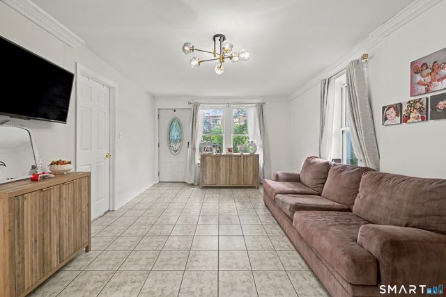 44 Toms Road, Stamford, CT 06902