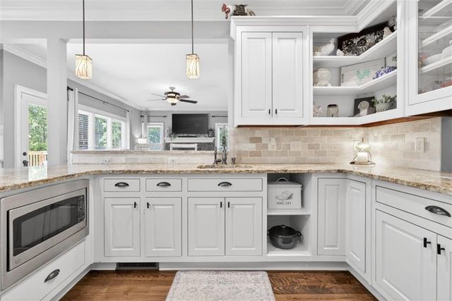 2700 Bay Ridge Drive, Loganville, GA 30052