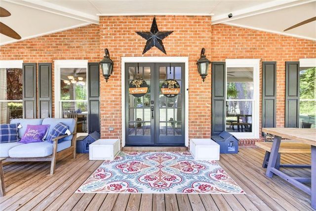 2700 Bay Ridge Drive, Loganville, GA 30052