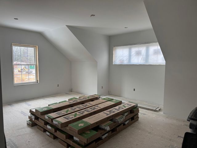 15 Rock Ridge Boulevard, Lebanon, NH 03755