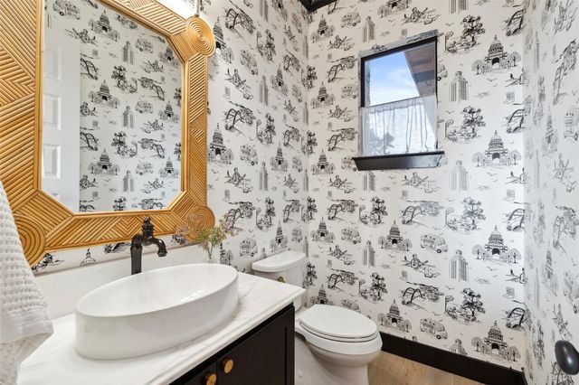 204 Ringtail Stream DR, Lakeway, TX 78738