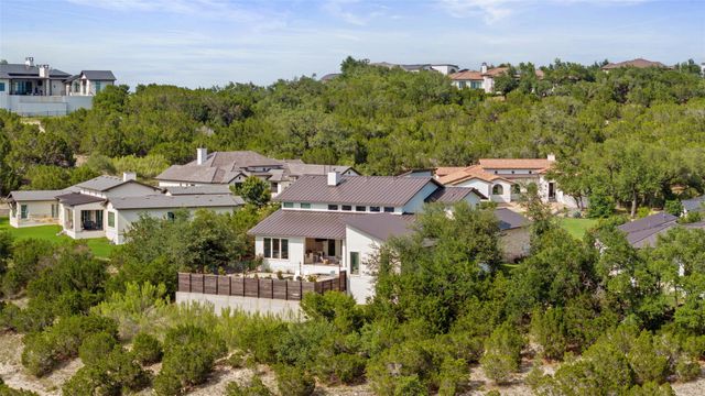 204 Ringtail Stream DR, Lakeway, TX 78738