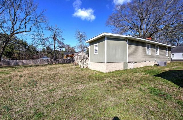 92 SW S Avery SW Road, Rome, GA 30165