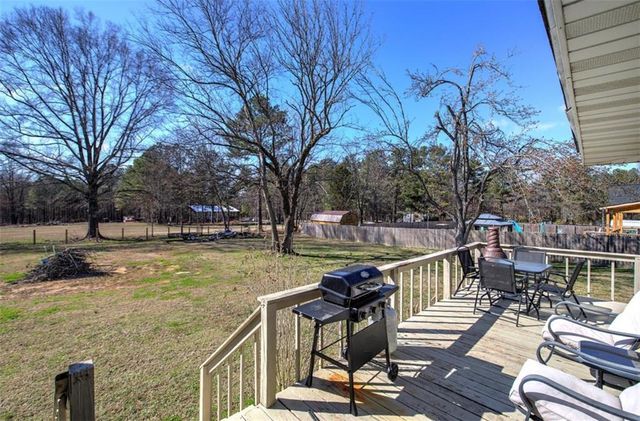 92 SW S Avery SW Road, Rome, GA 30165