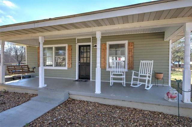 92 SW S Avery SW Road, Rome, GA 30165